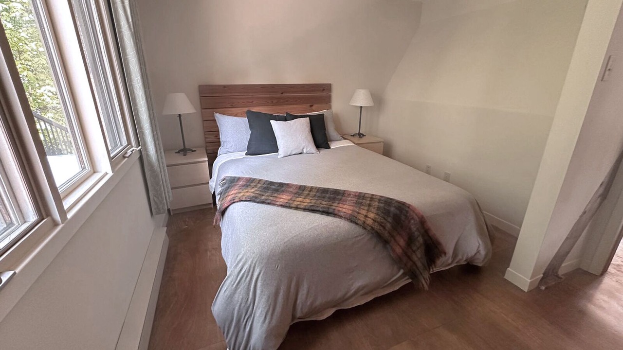 Photo of Bedroom in Georgian Bay