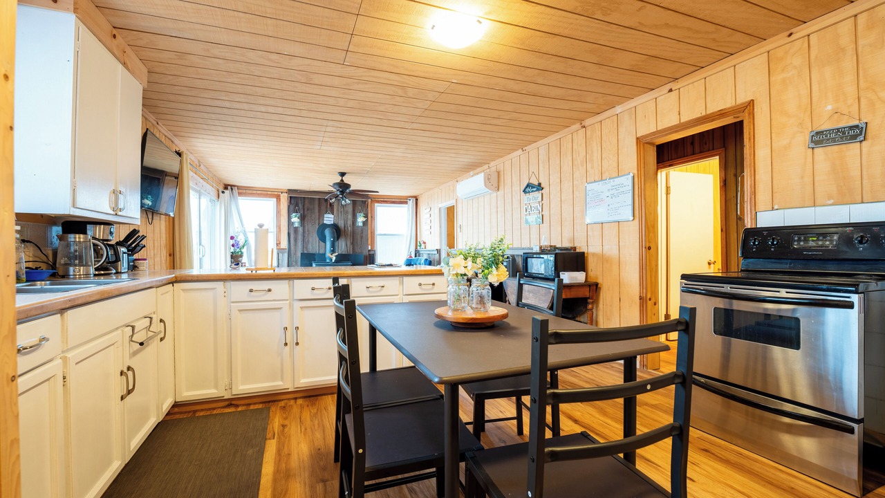 Photo of Kitchen in Long Point