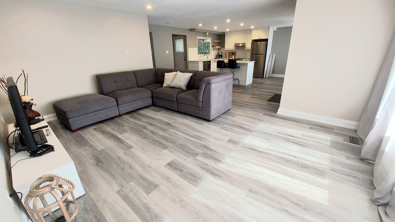 Photo of Livingroom in Ottawa Division