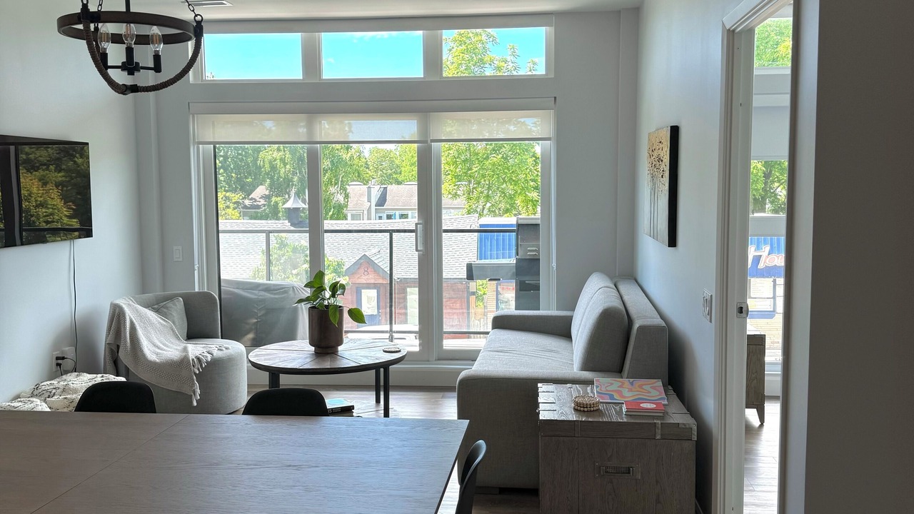 Photo of Livingroom in Grand Bend