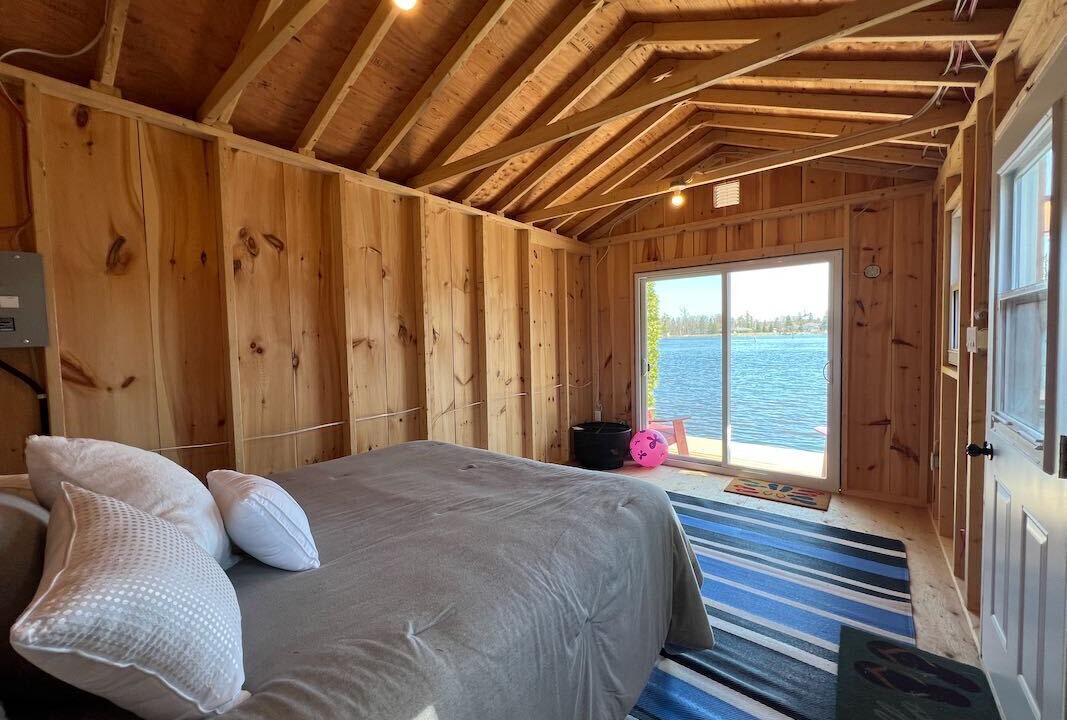 Photo of Bedroom in Bobcaygeon