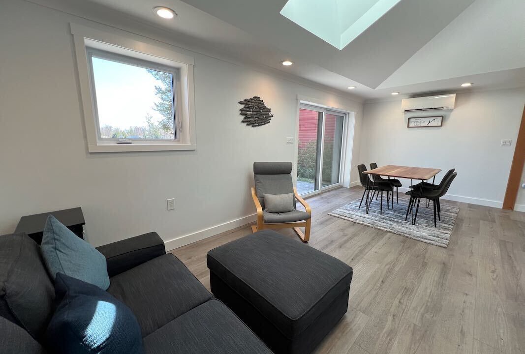 Photo of Livingroom in Bobcaygeon
