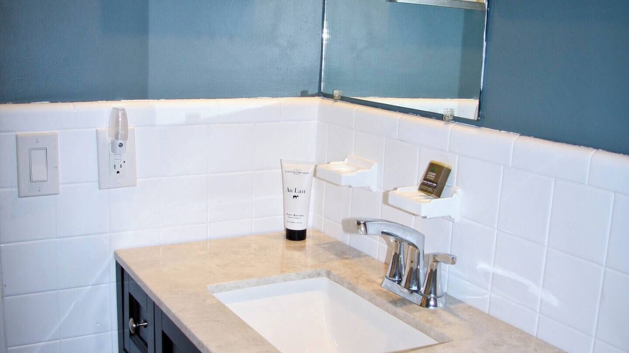 Photo of Bathroom in Tecumseh