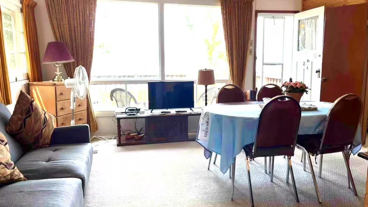 Photo of Livingroom in Lakefield
