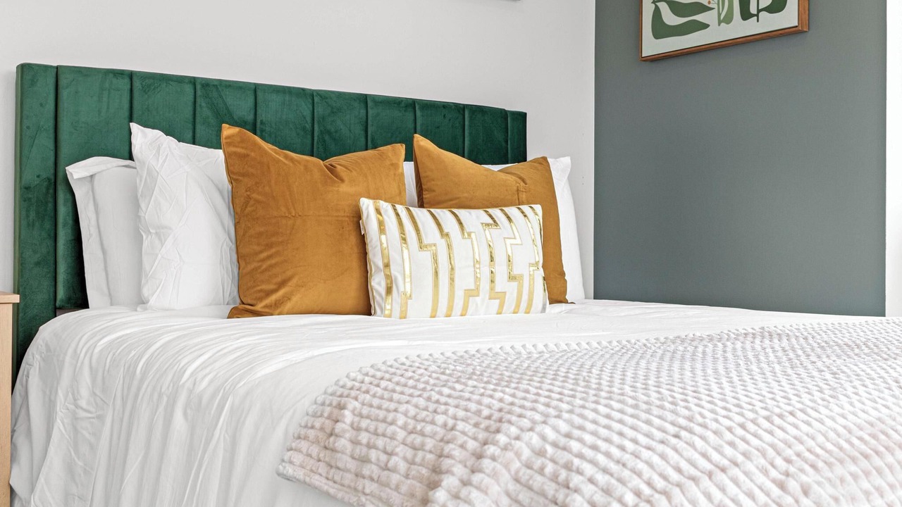 Photo of Bedroom in Uptown