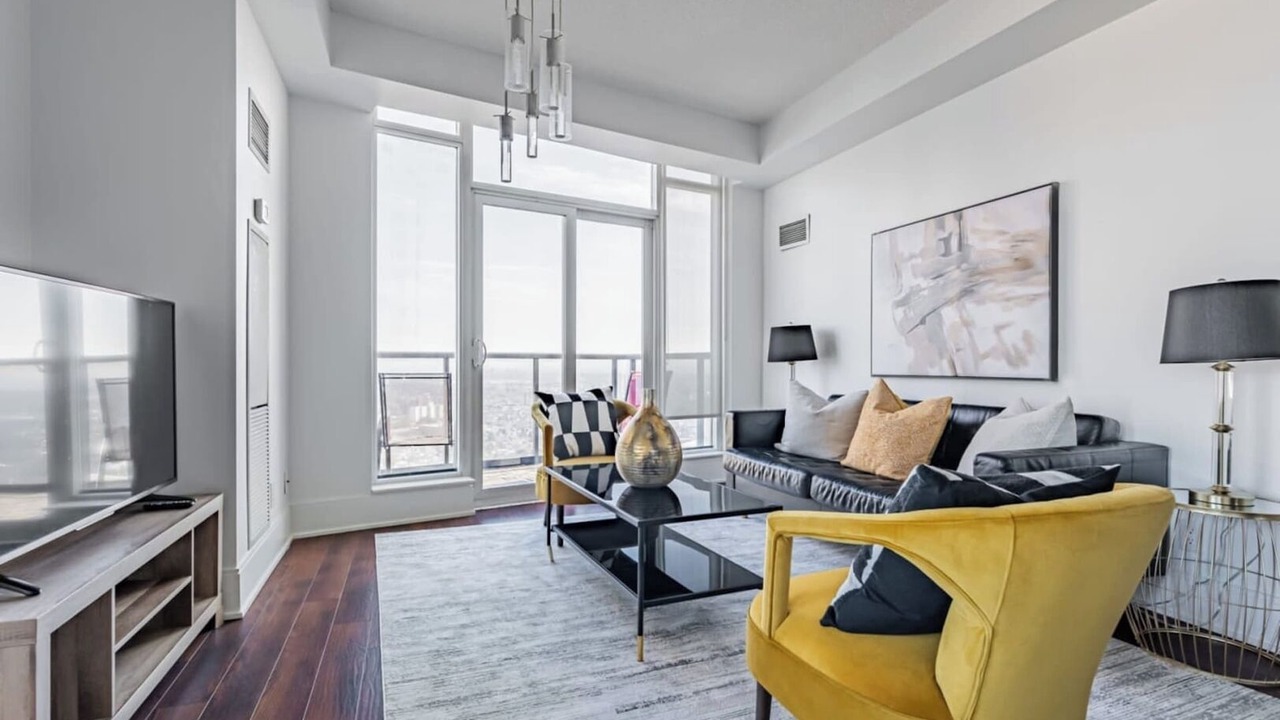 Photo of Livingroom in Downtown Mississauga