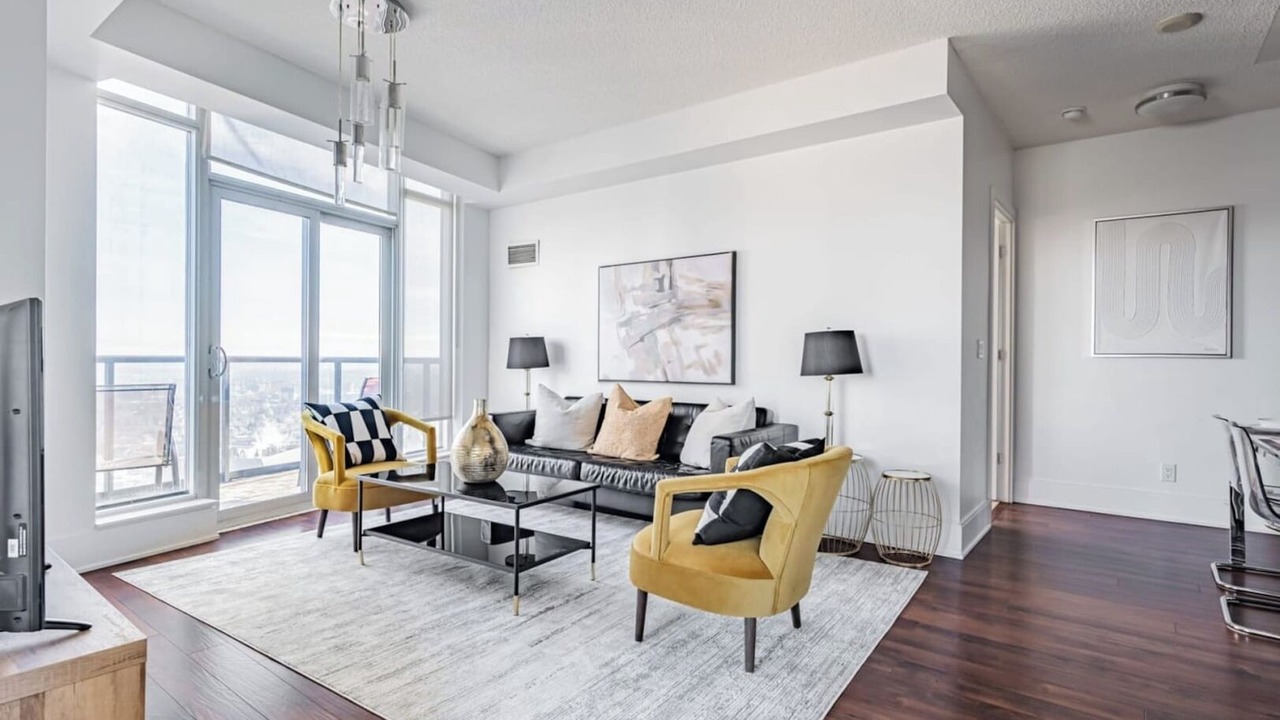 Photo of Livingroom in Downtown Mississauga