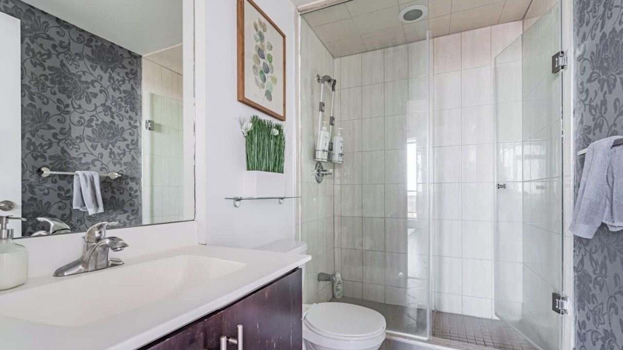 Photo of Bathroom in Downtown Mississauga