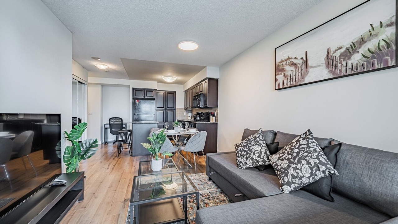 Photo of Livingroom in Downtown Mississauga