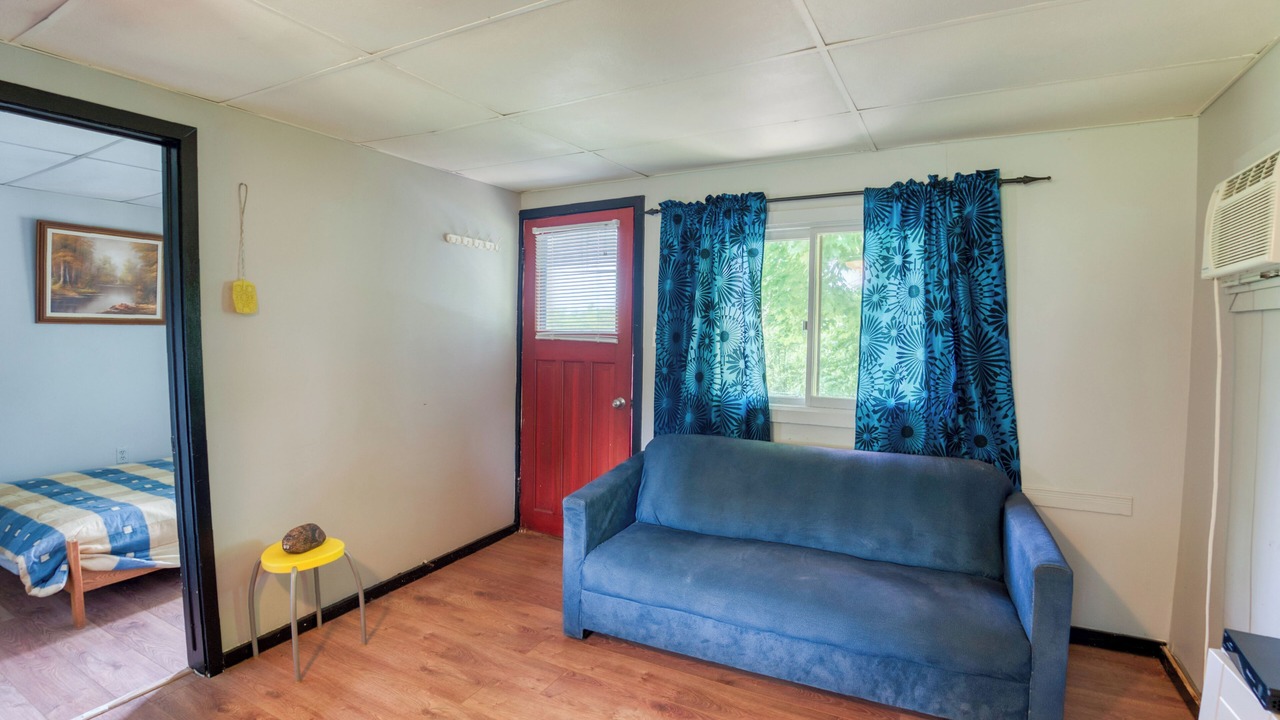Photo of Livingroom in Frontenac
