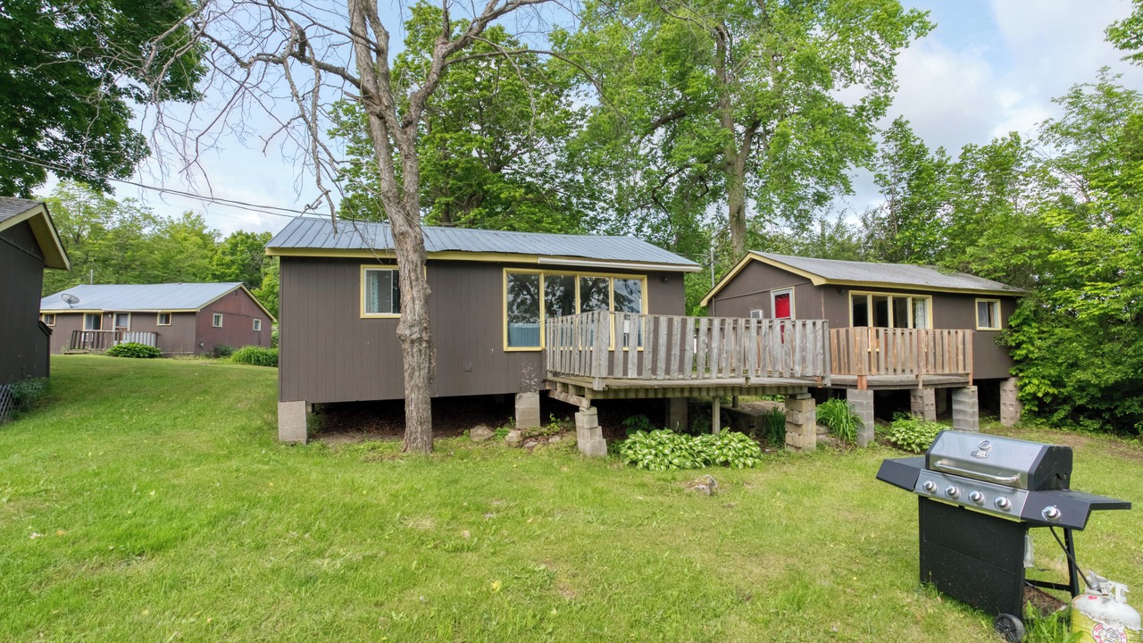 Photo of Outdoor in Frontenac