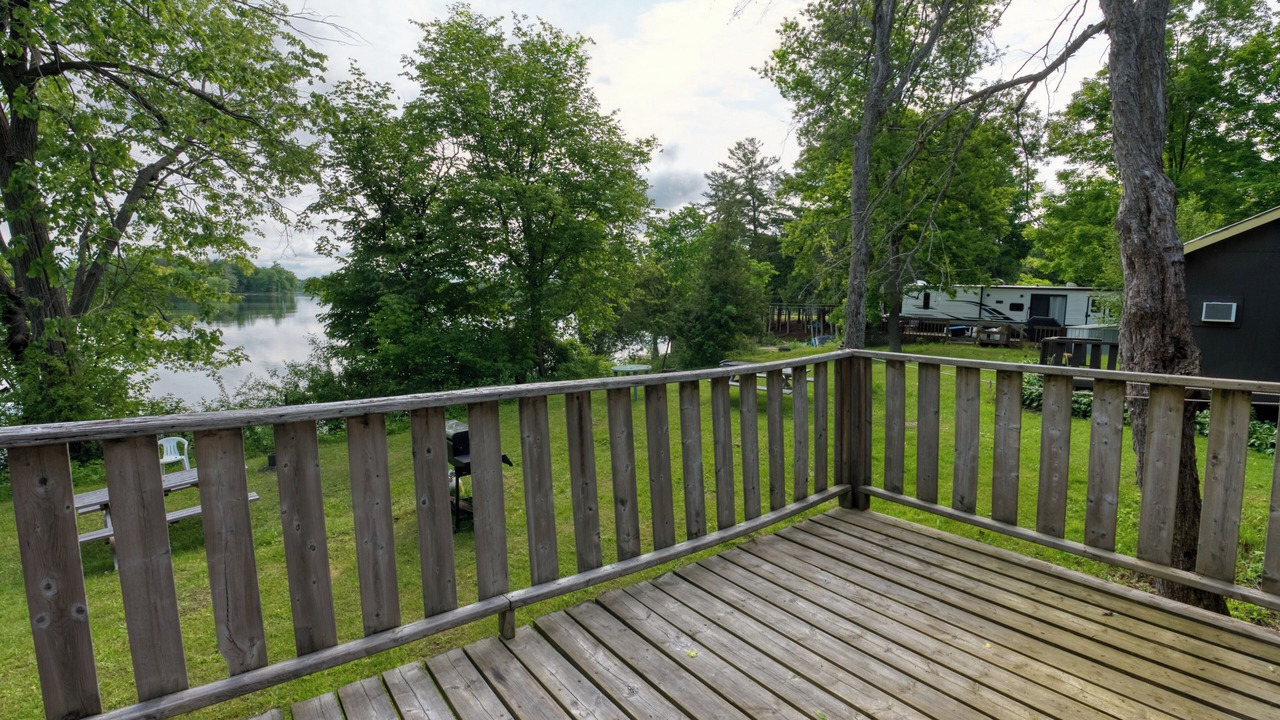 Photo of Outdoor in Frontenac