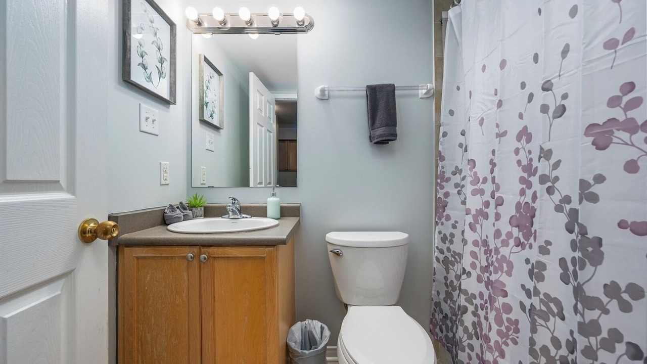 Photo of Bathroom in Churchill Meadows