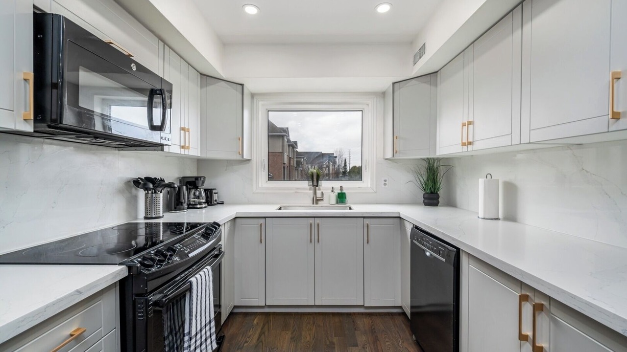 Photo of Kitchen in East Credit