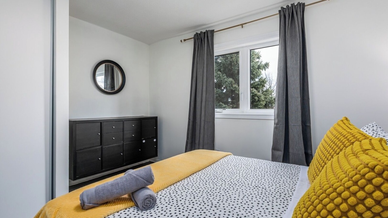 Photo of Bedroom in East Credit