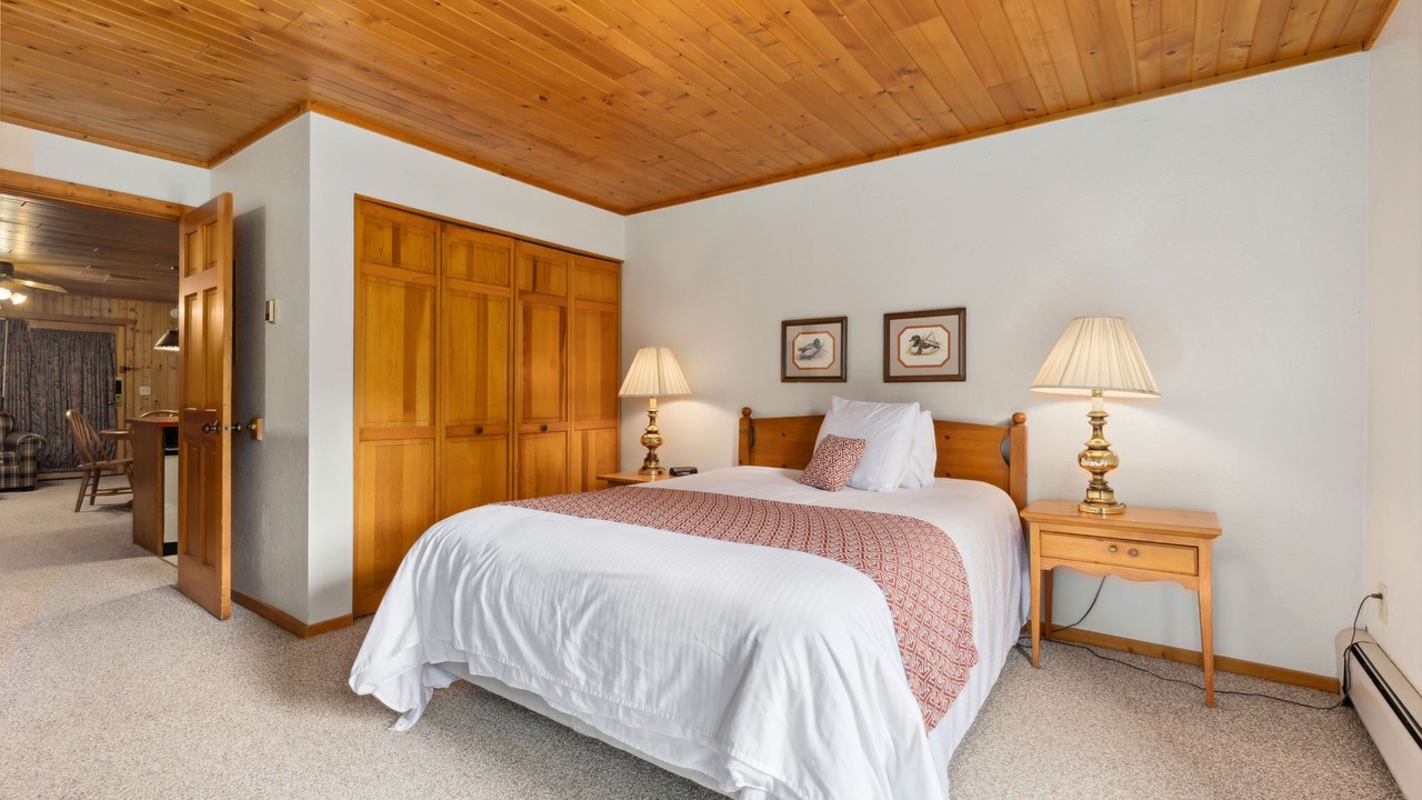 Photo of Bedroom in Breezy Point