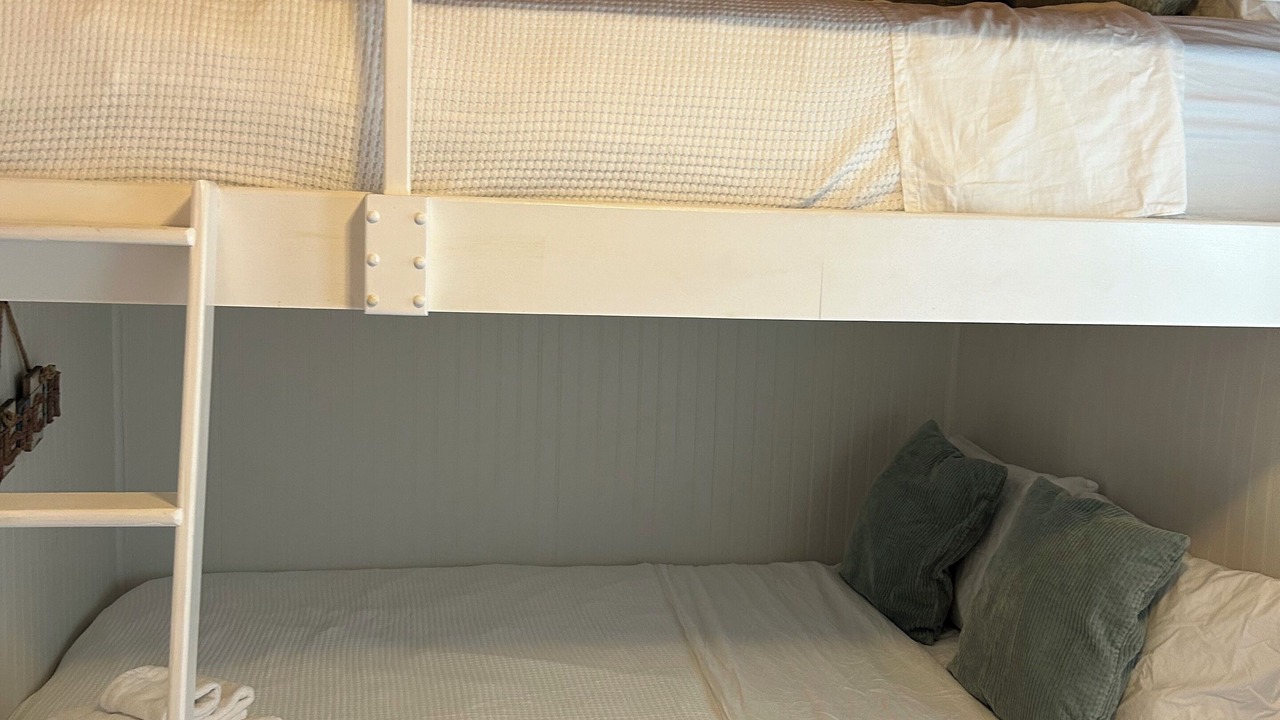 Photo of Bedroom in Grand Bend