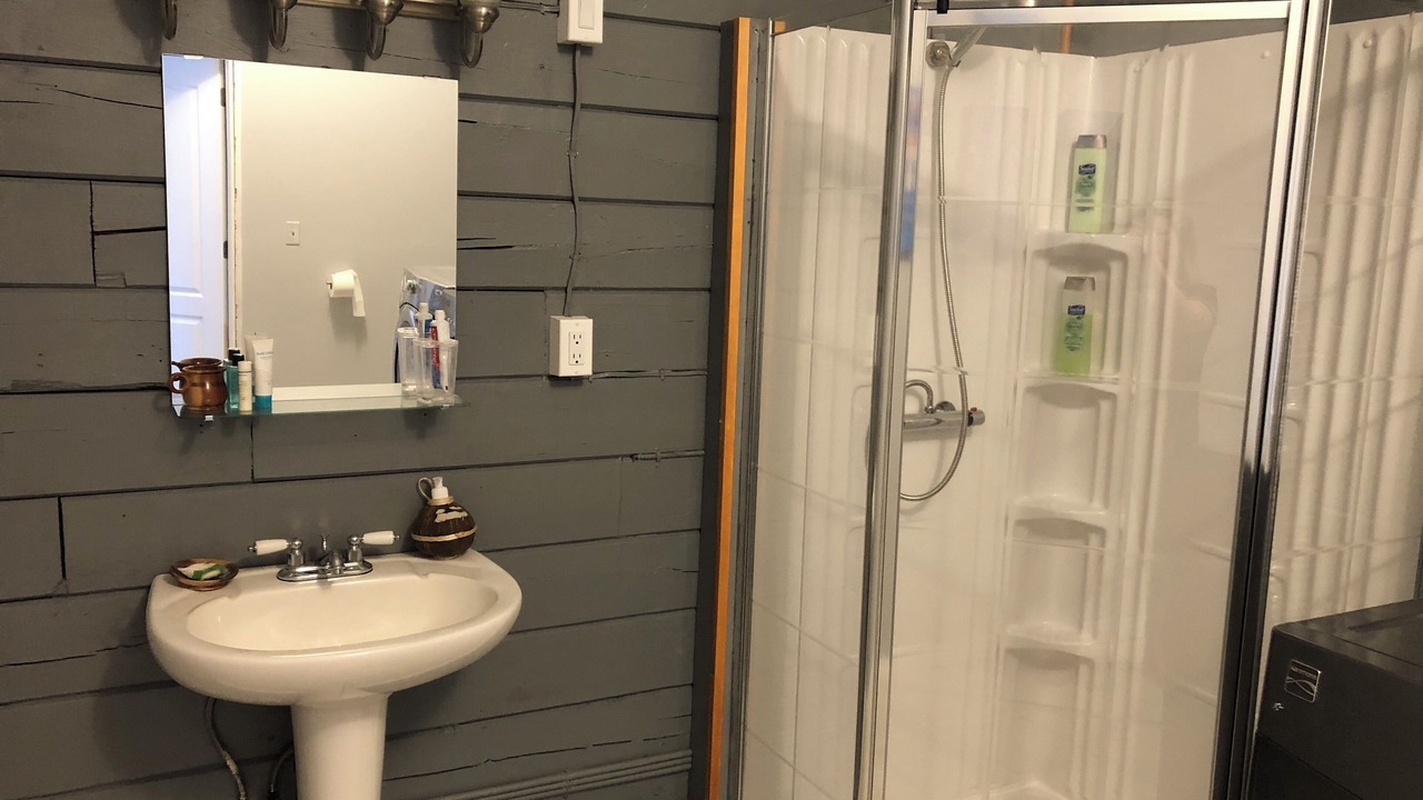Photo of Bathroom in Marmora and Lake