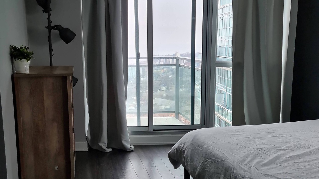 Photo of Bedroom in Humber Bay