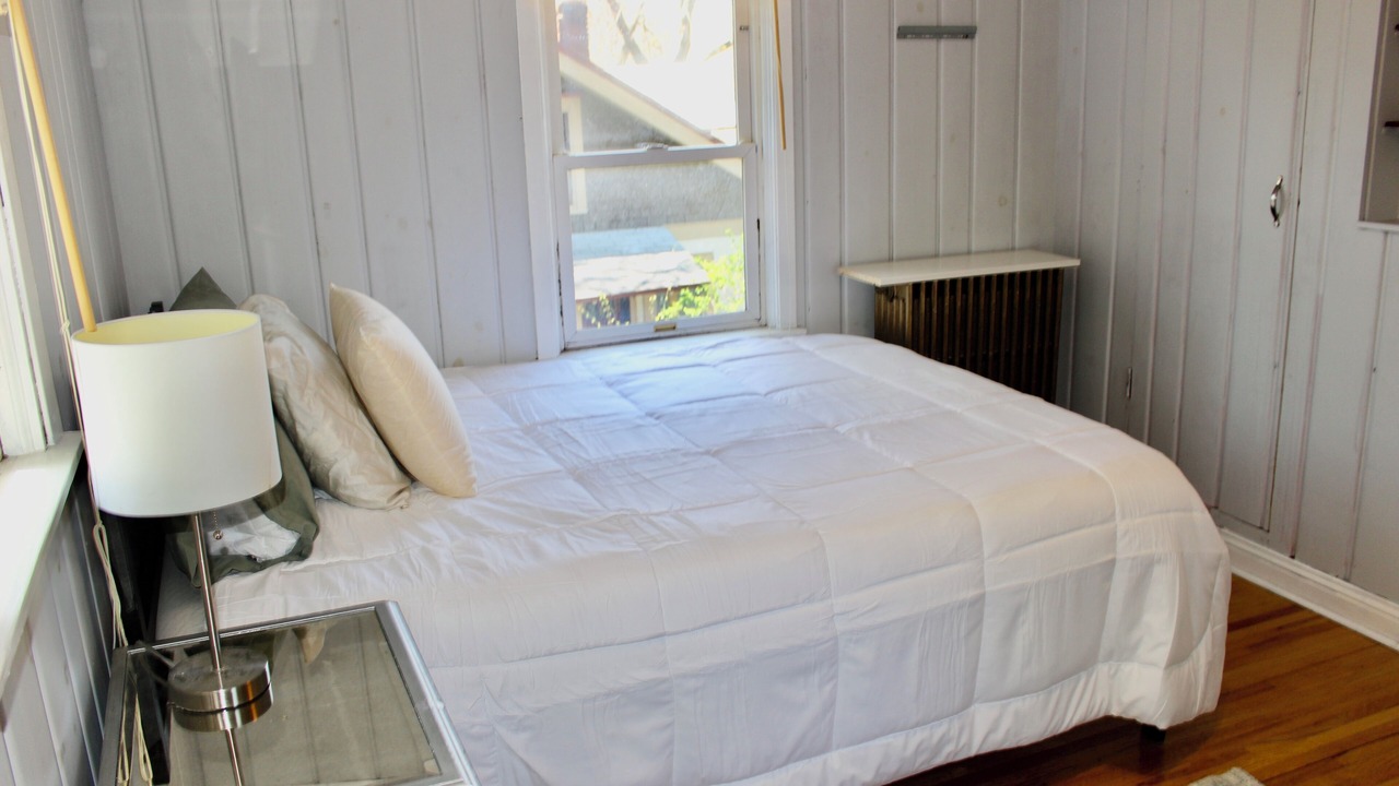 Photo of Bedroom in Tangletown