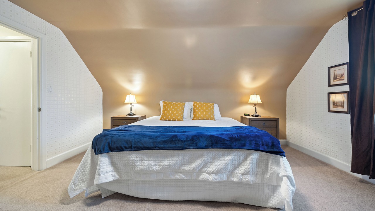 Photo of Bedroom in Rosedale