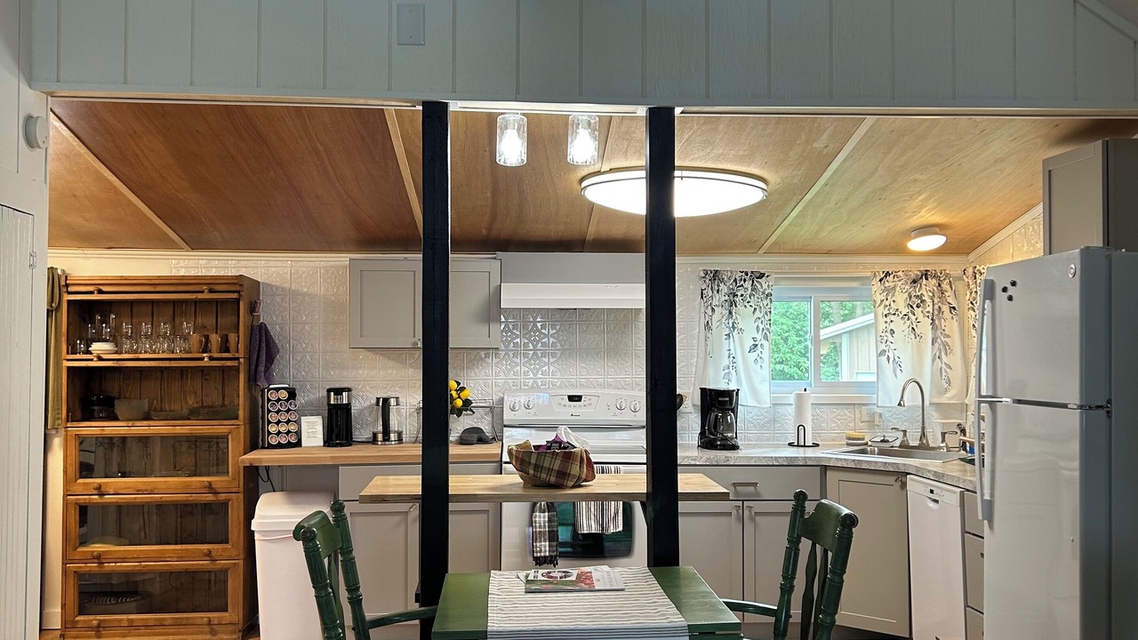 Photo of Kitchen in Maple Lake