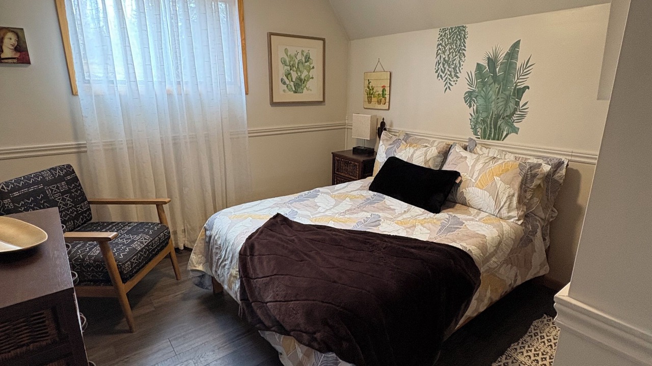 Photo of Bedroom in Rossport
