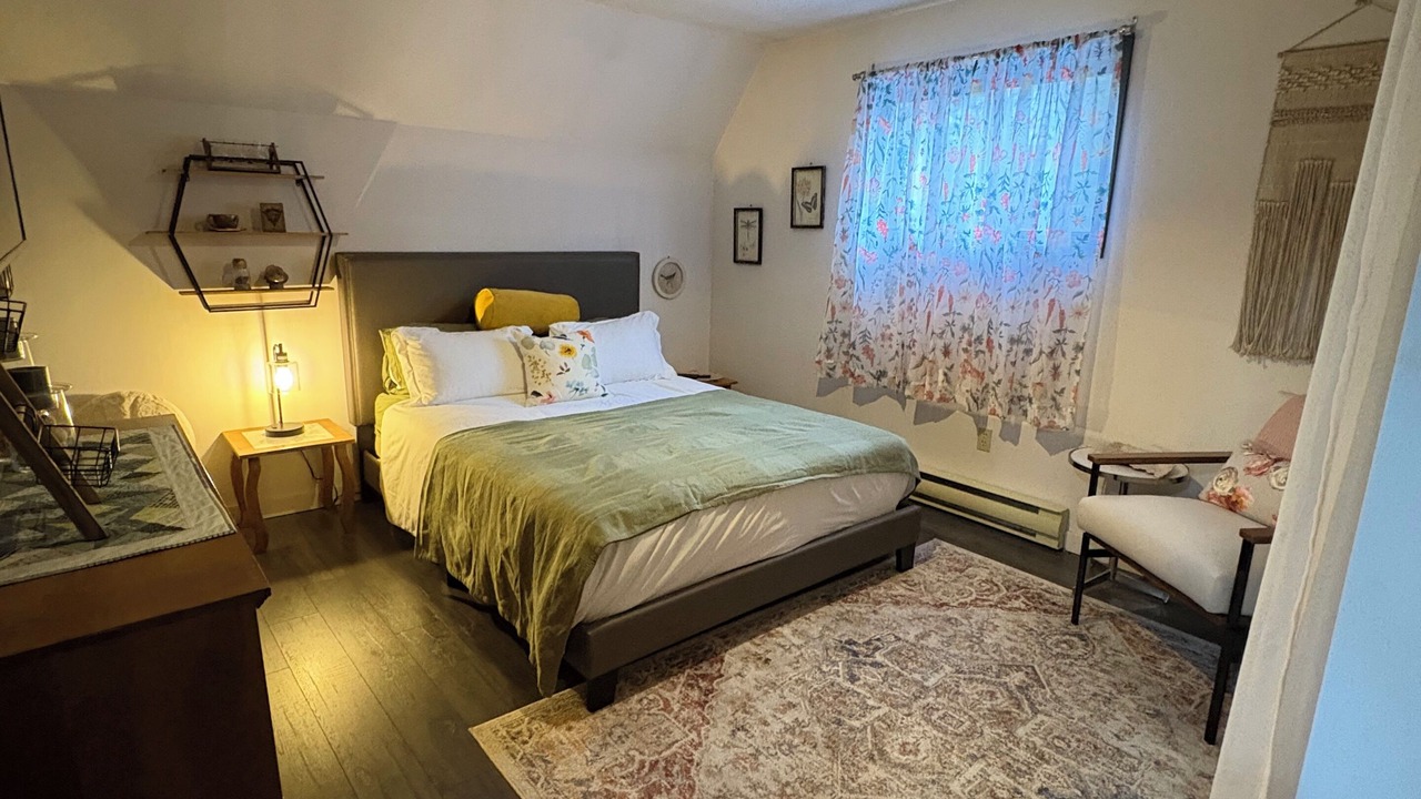 Photo of Bedroom in Rossport