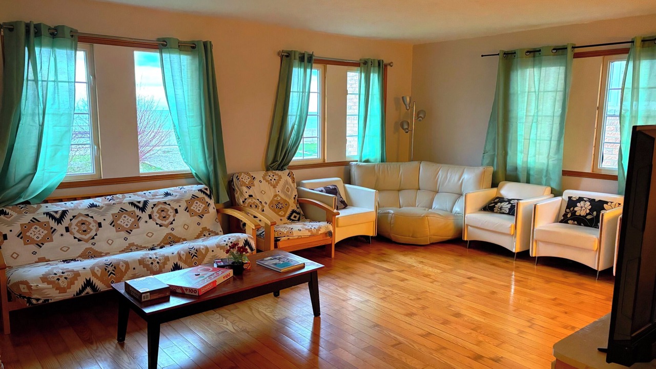 Photo of Livingroom in Hamilton