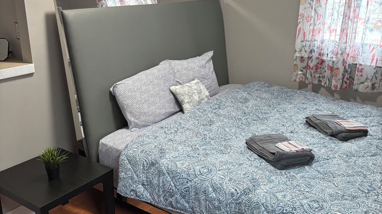 Photo of Bedroom in Crystal Beach
