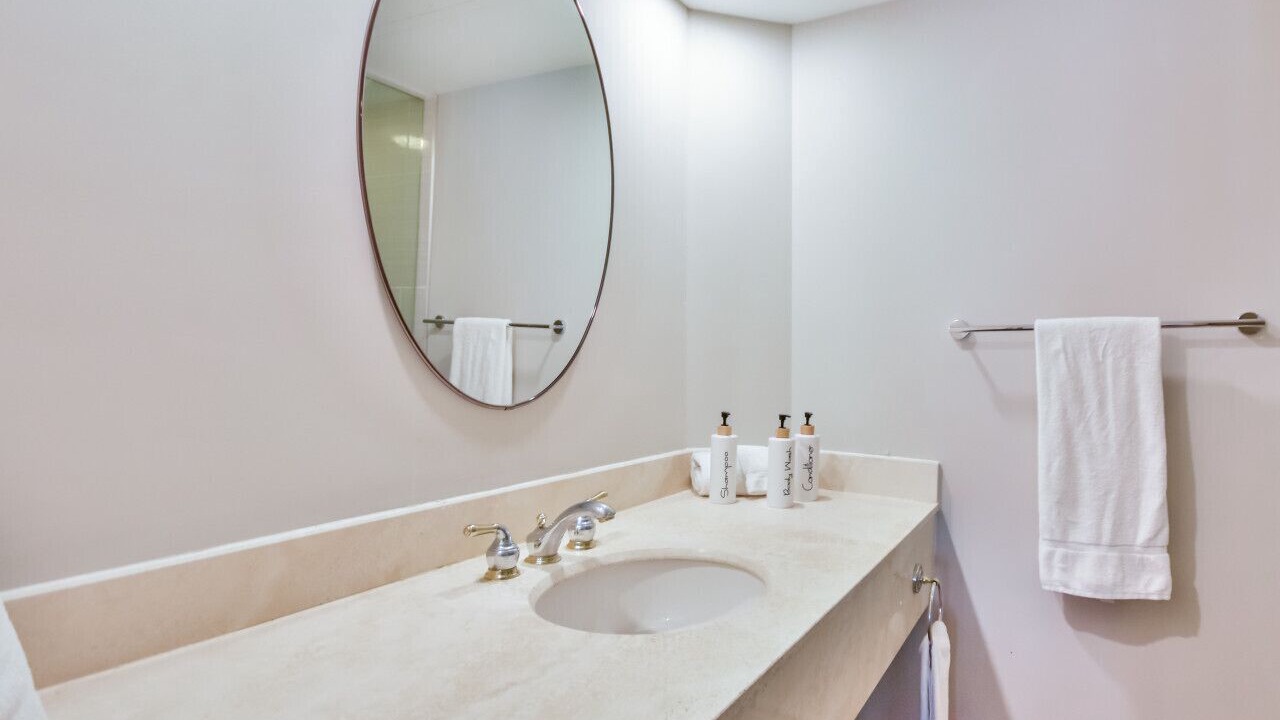 Photo of Bathroom in Oro-Medonte