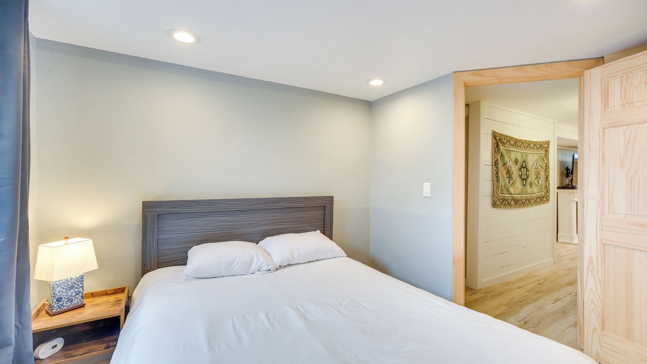 Photo of Bedroom in Hermantown