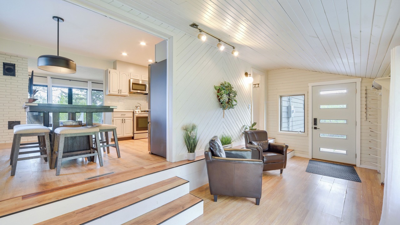 Photo of Bedroom in Hermantown