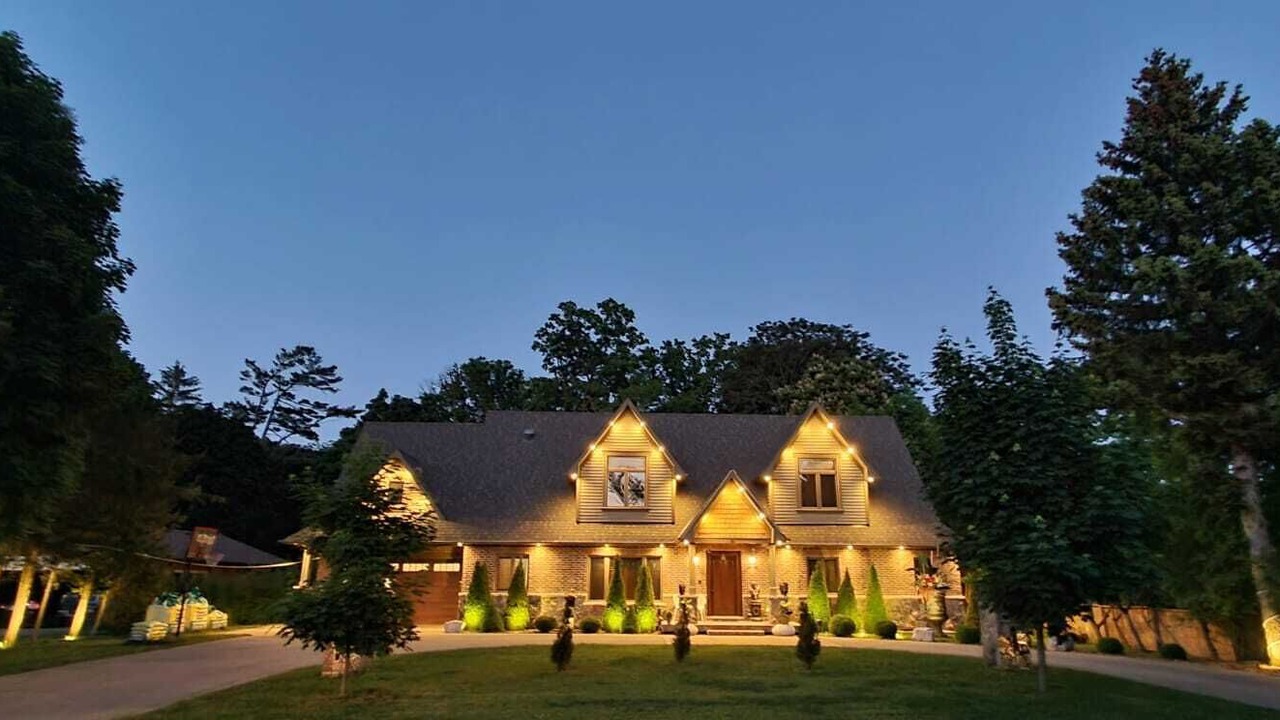 Photo of Outdoor in Clarkson-Lorne Park