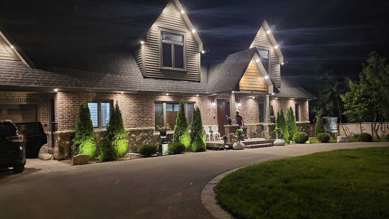 Photo of Outdoor in Clarkson-Lorne Park