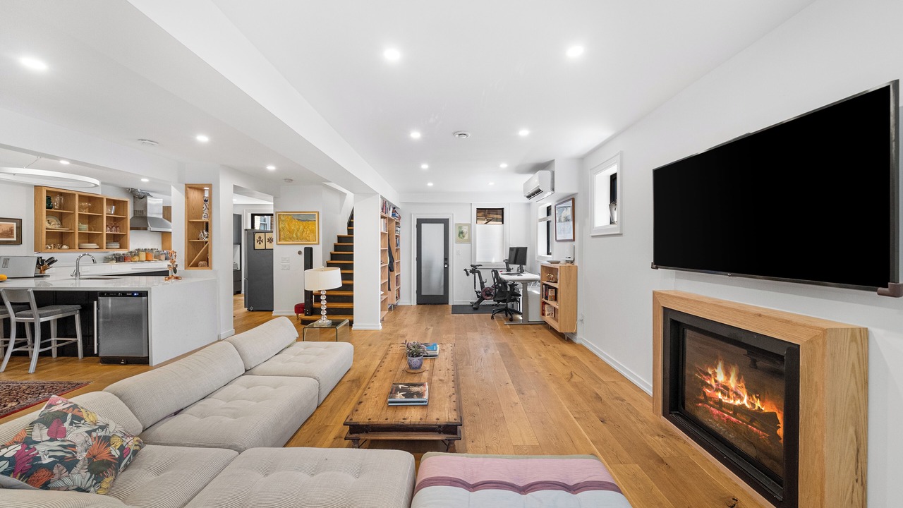 Photo of Livingroom in Trinity - Bellwoods