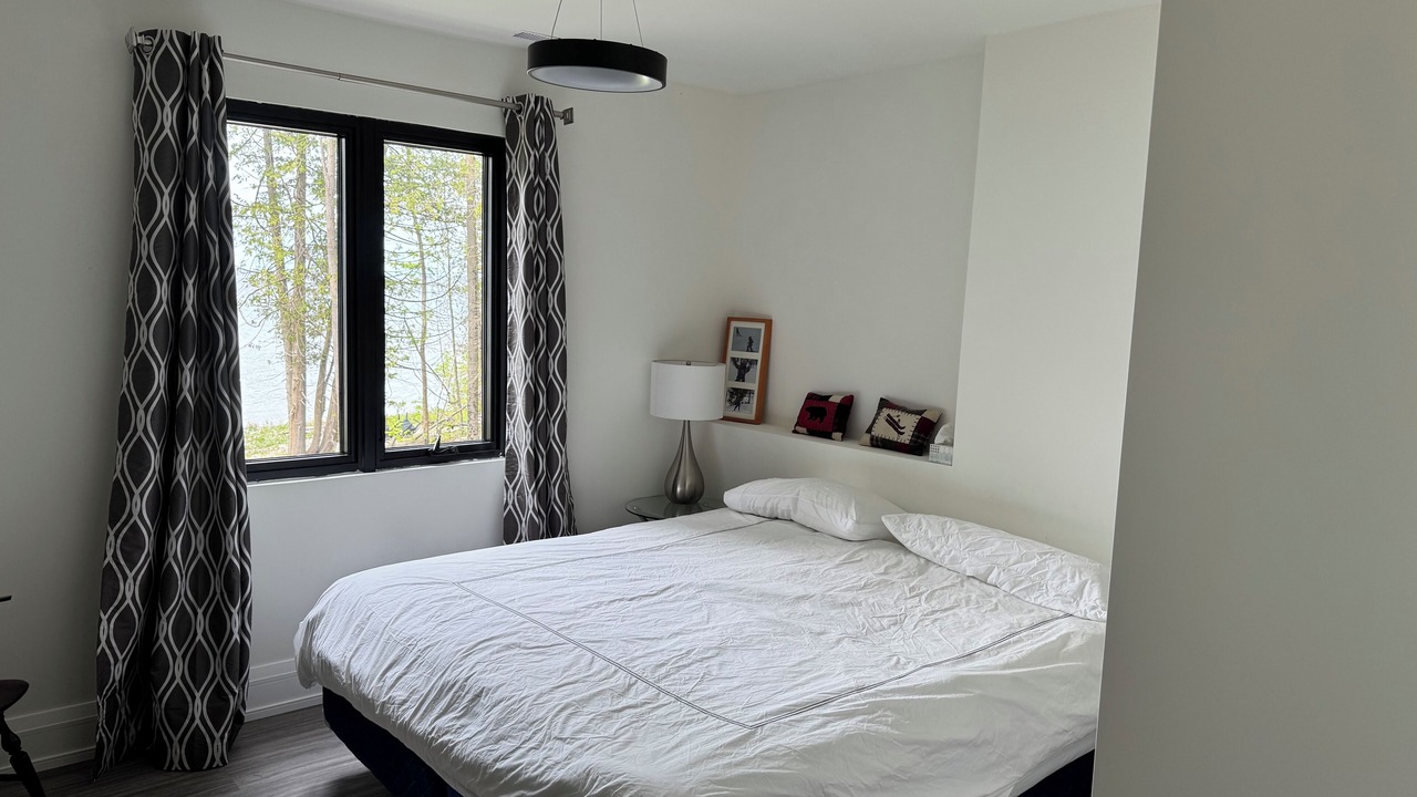 Photo of Bedroom in Big Bay