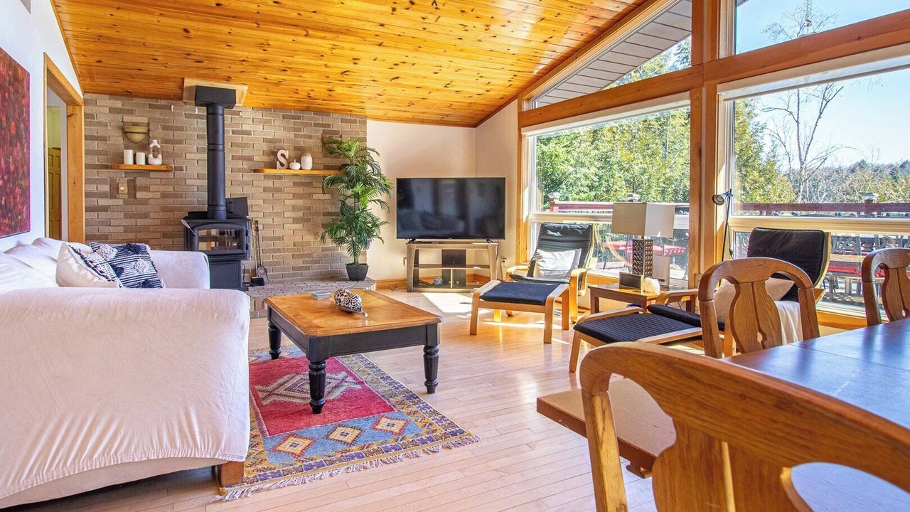 Photo of Bedroom in Eagle Lake