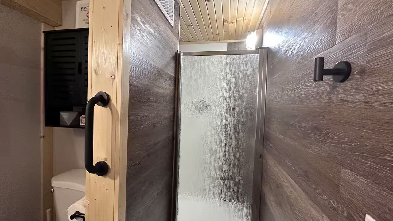 Photo of Bathroom in Rossport