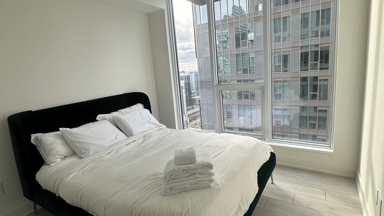 Photo of Bedroom in Toronto Entertainment District