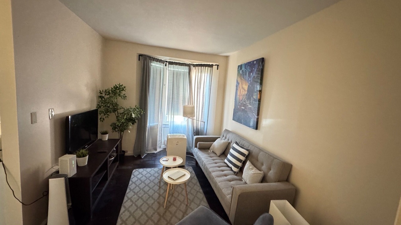 Photo of Livingroom in Blake - Jones