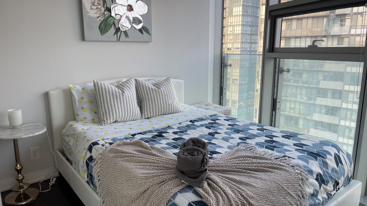 Photo of Bedroom in Toronto Entertainment District