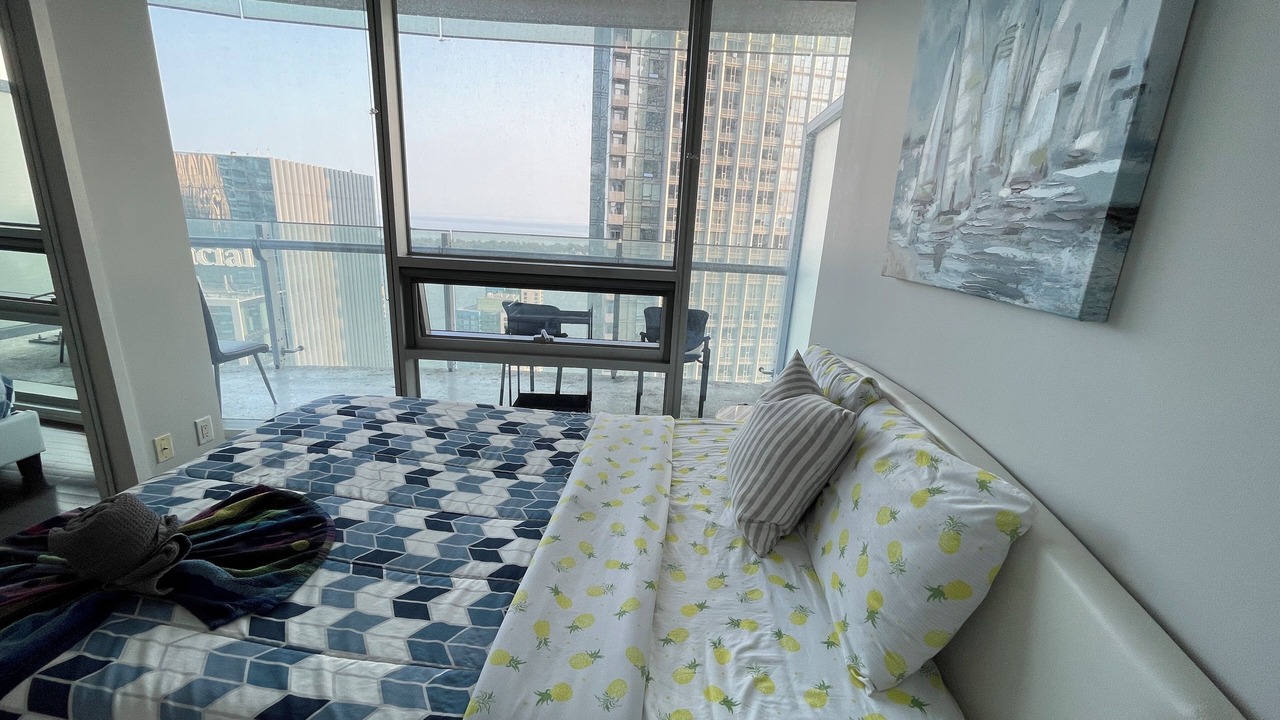 Photo of Bedroom in Toronto Entertainment District