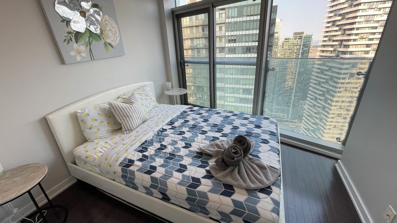 Photo of Bedroom in Toronto Entertainment District