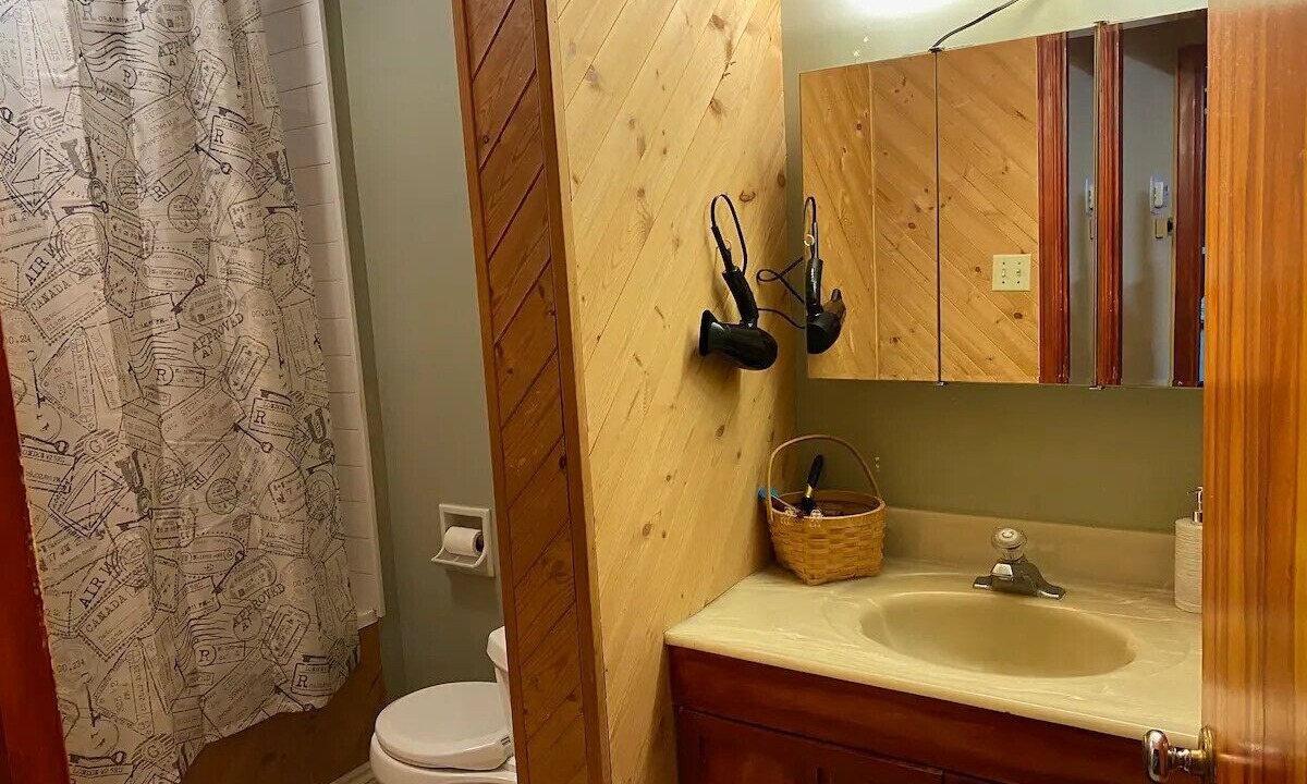 Photo of Bathroom in Algoma District