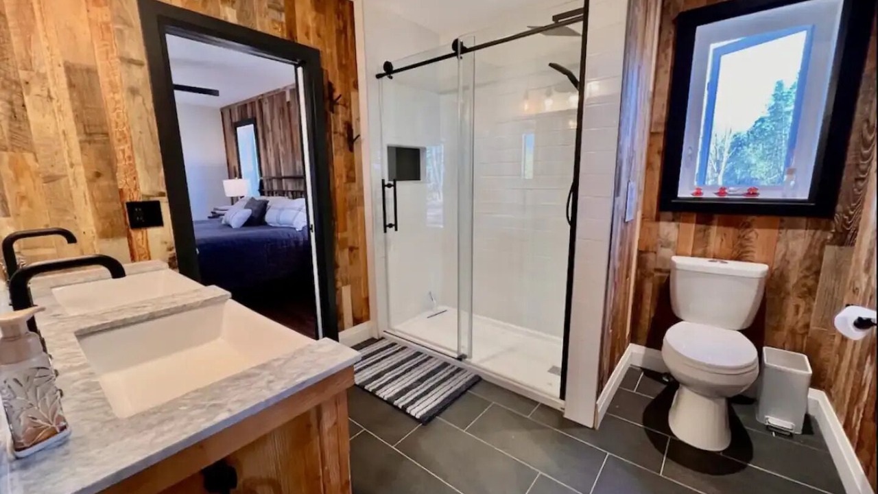 Photo of Bathroom in Wollaston