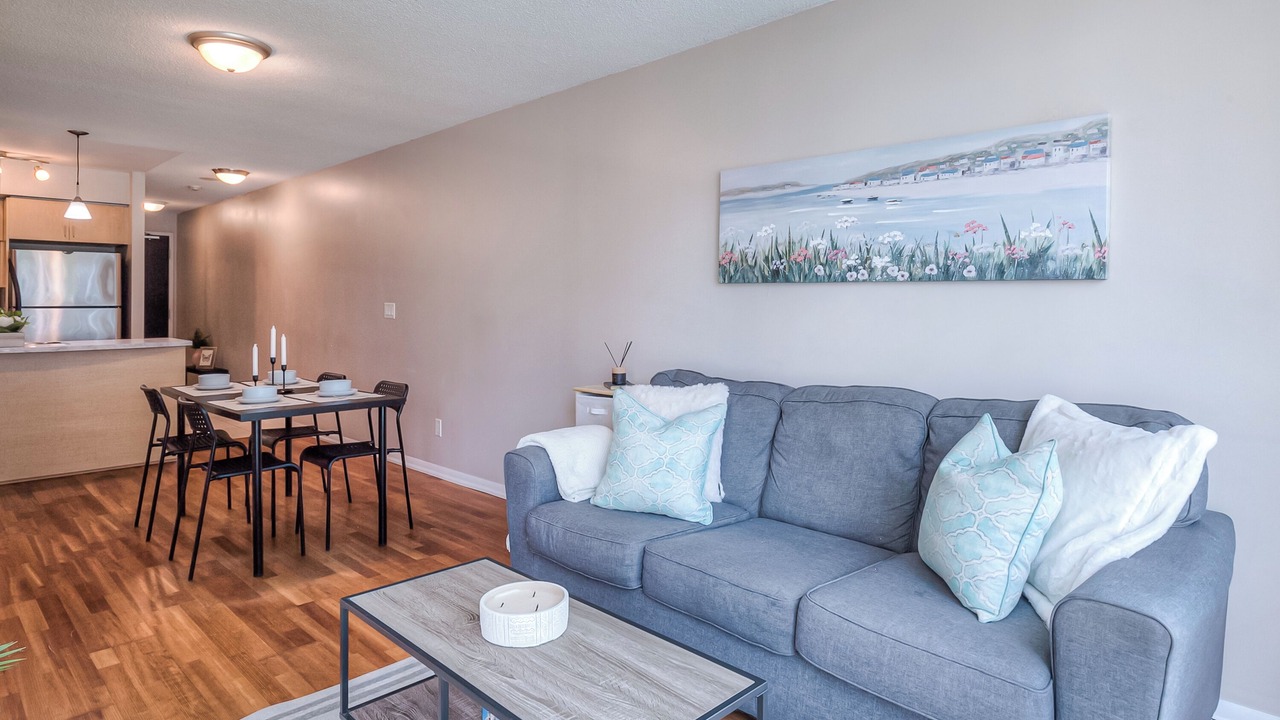Photo of Livingroom in Downtown Toronto