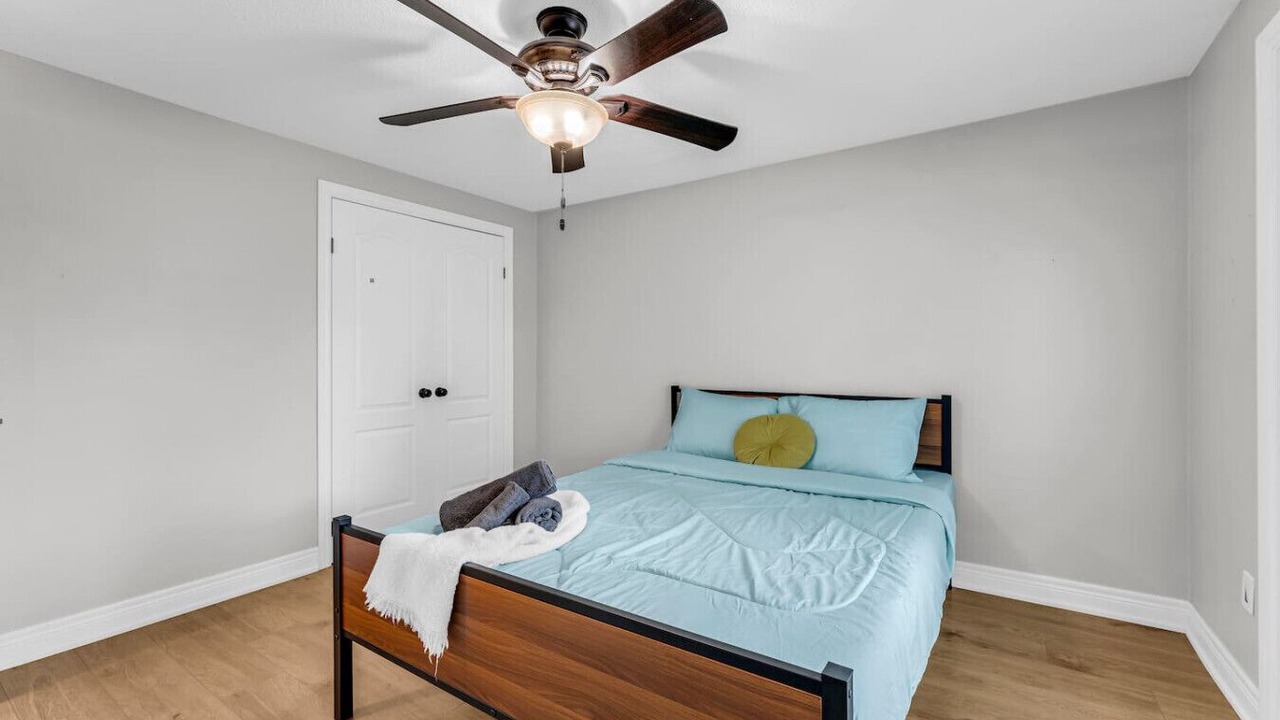 Photo of Bedroom in Thorold