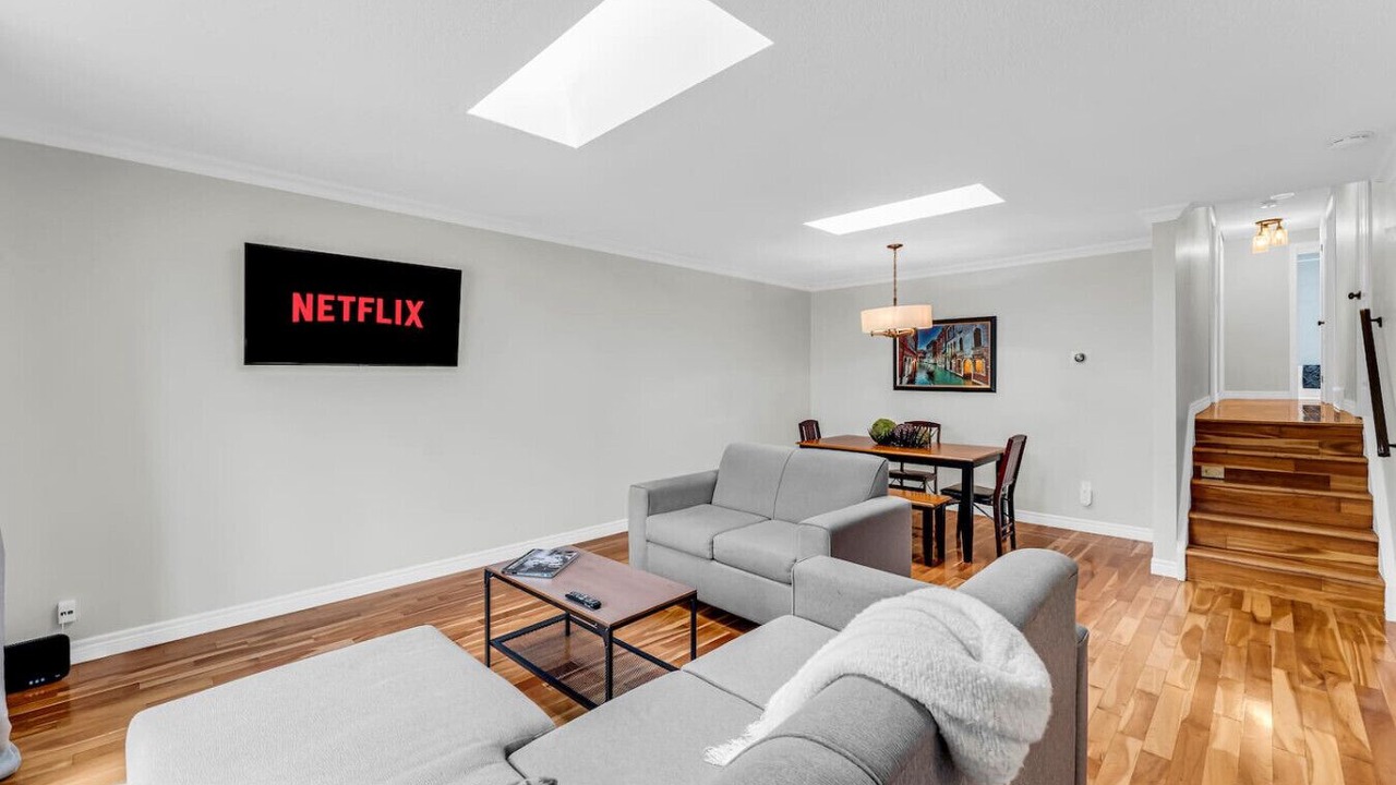 Photo of Livingroom in Thorold