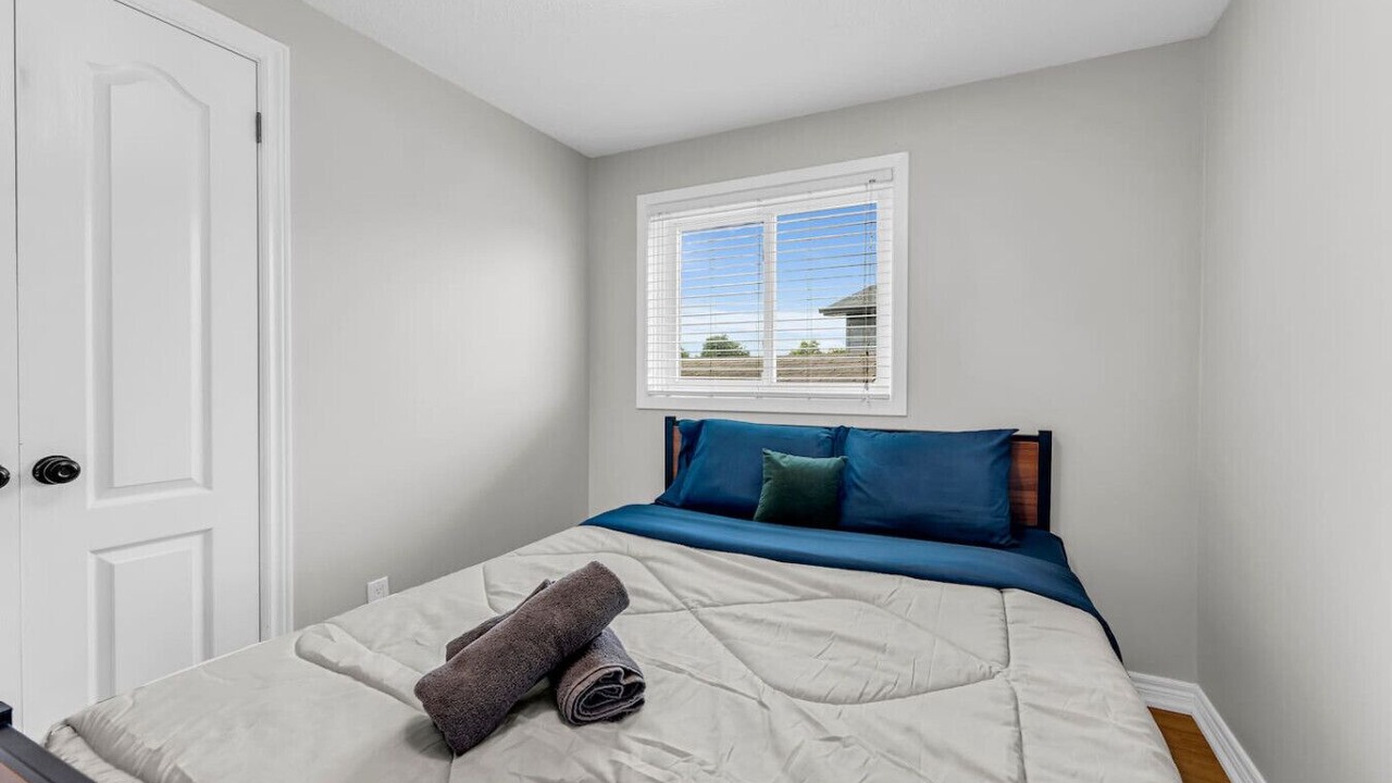 Photo of Bedroom in Thorold